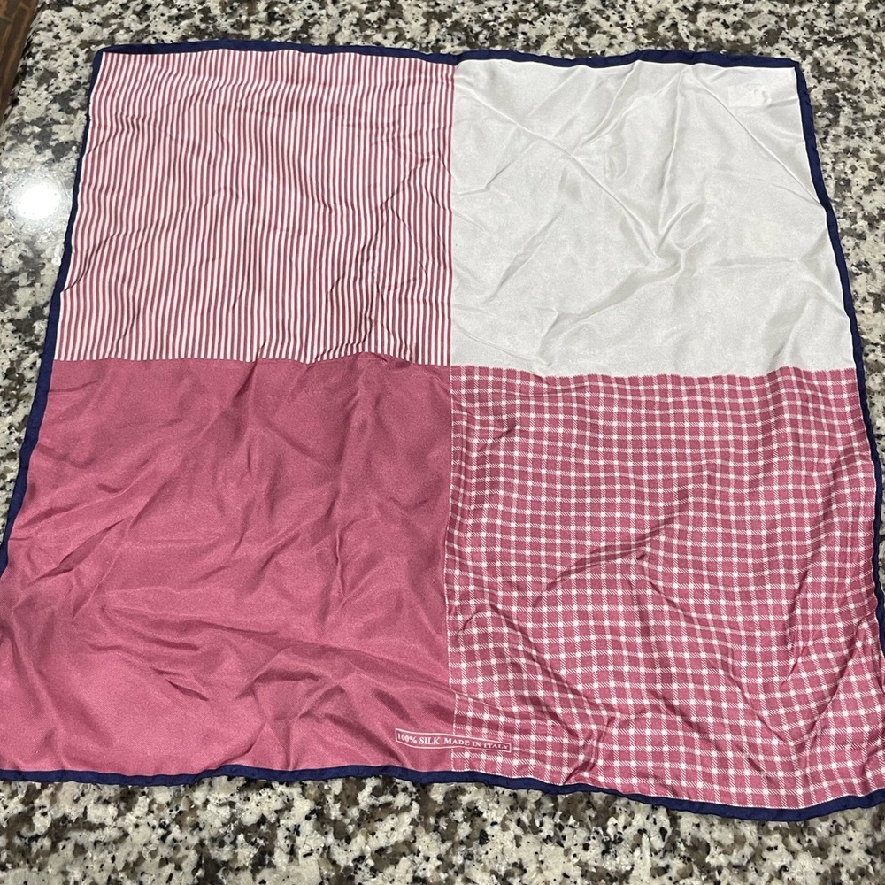 NWOT . . .  Nordstrom Men’s Shop 17” Panel Silk Pocket Square
